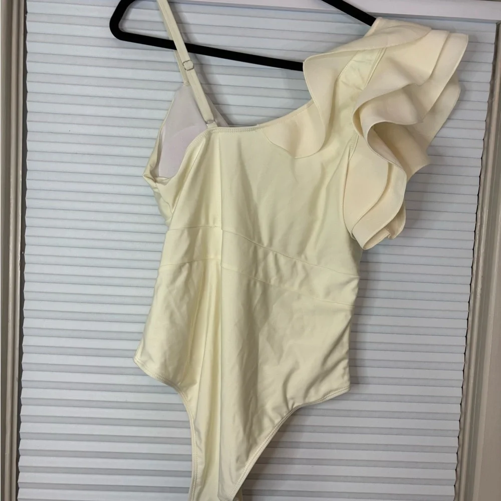 One Shoulder Ruffle One Piece Swimsuit